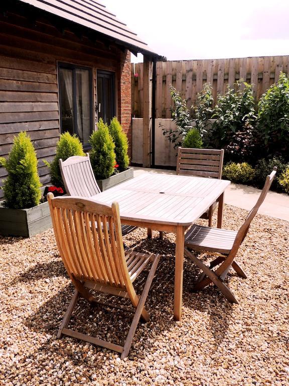 Elm Tree Farm Accommodation Milton Keynes Exterior foto