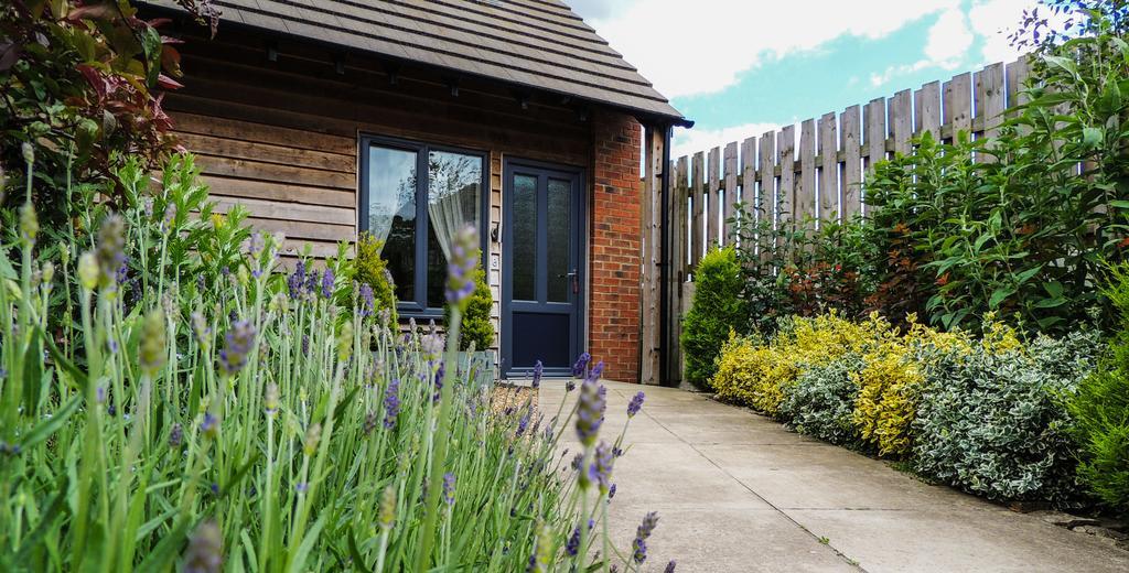 Elm Tree Farm Accommodation Milton Keynes Exterior foto