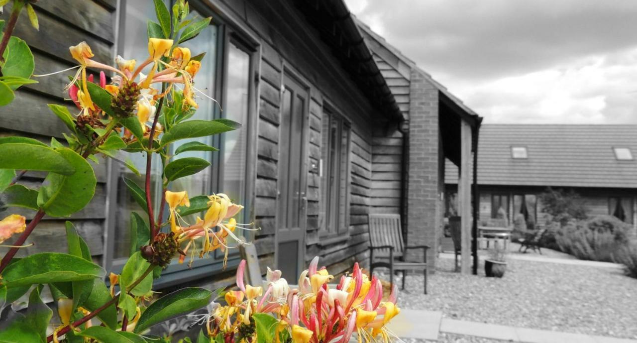 Elm Tree Farm Accommodation Milton Keynes Exterior foto